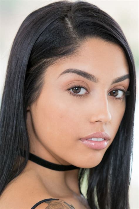 A Closer Look at Vanessa Sky's Age, Height, and Body Measurements