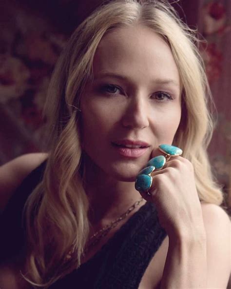 A glimpse into Jewel Kilcher's life and career