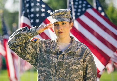 Age: How old is the Army Vet Girl?