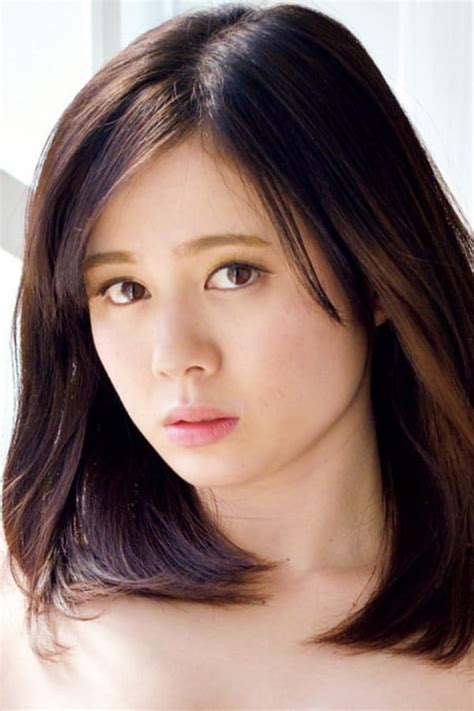 Aimi Yoshikawa: An Up-and-Coming Talent in the Entertainment Field