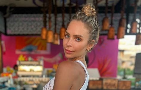 An Inside Look at Casey Costelloe's Net Worth: From Social Media Influencer to Businesswoman