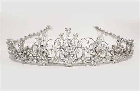 Beyond the Surface: Exploring the Deeper Significance of a Fractured Tiara in Literature and Art