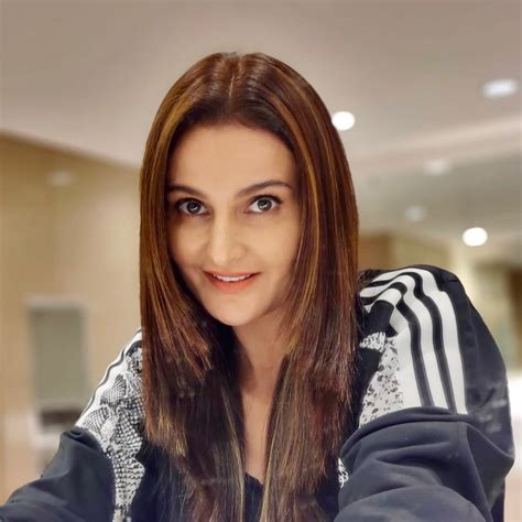 Birth date and birthplace of Monica Bedi