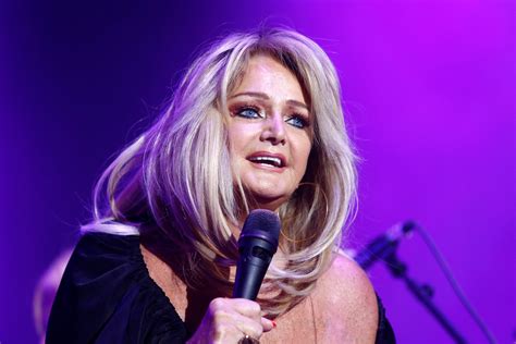 Breaking into the Music Scene: Bonnie Tyler's Career Journey