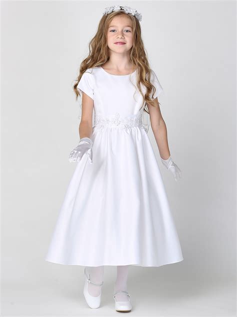 Choosing the Perfect Attire for Your First Holy Communion: Apparel Inspiration and Cultural Customs