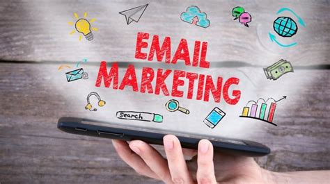 Crafting Engaging and Personalized Email Content