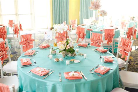 Create an Atmosphere with Themed Table Decor