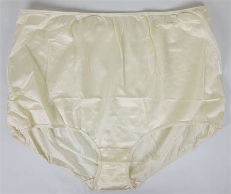 Decoding Dreams of Wearing Ivory Undergarments