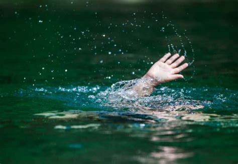 Diving into the Depths: Understanding the Symbolism of Drowning