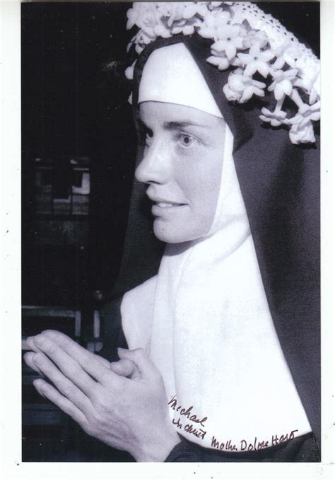 Dolores Hart: Transitioning from Hollywood Stardom to a Life as a Benedictine Nun