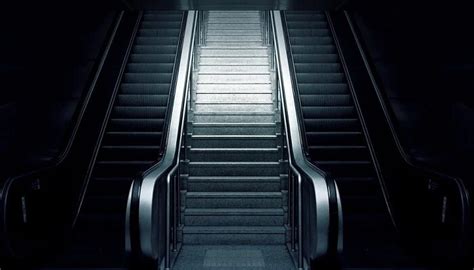 Escaping Reality: Escalator Dreams as a Symbol of Escapism and Avoidance