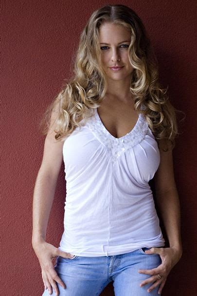 Exploring Shanna McLaughlin's Height and Figure