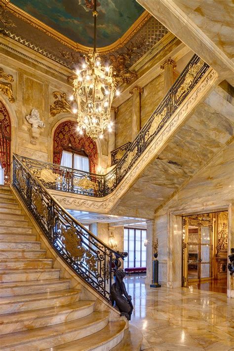 Exploring the opulent lifestyle: Worth and Extravagance
