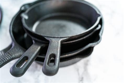 Factors to Consider When Selecting a Cast Iron Skillet