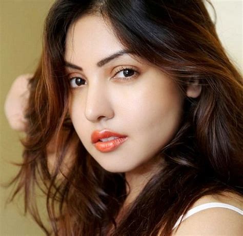 Height Doesn't Define Talent: Komal Jha's Impact in the Entertainment Industry