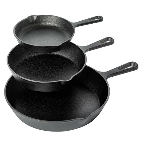 Qualities that Set a Cast Iron Pan as an Essential Kitchen Tool