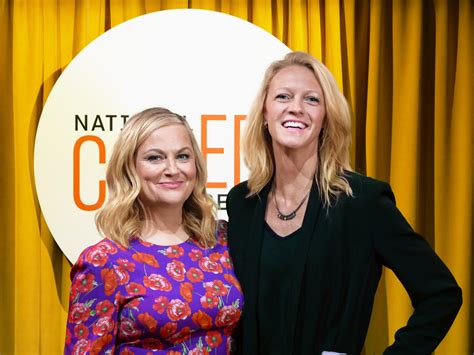 Rise to Stardom: Amy Poehler's Breakthrough in Comedy