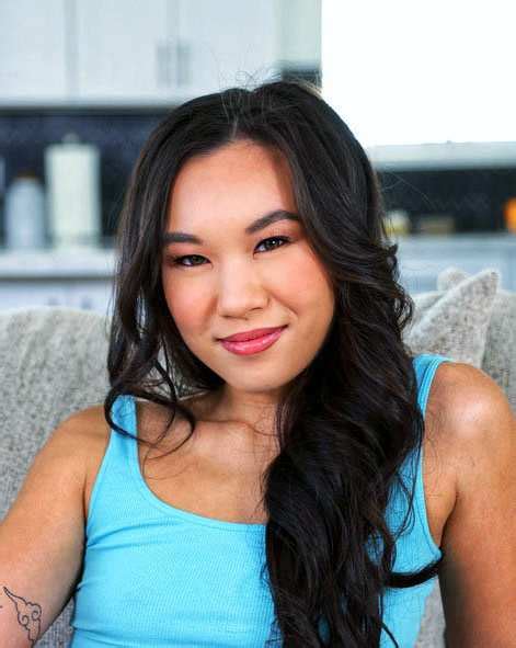 Rising Star: Kimmy Kimm's Journey to Hollywood