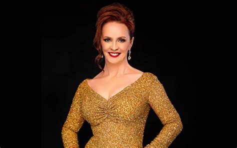 Sheena Easton: A Journey from Pop Princess to Broadway Star
