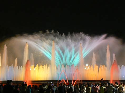 The Captivating Magic of Aquatic Fountains