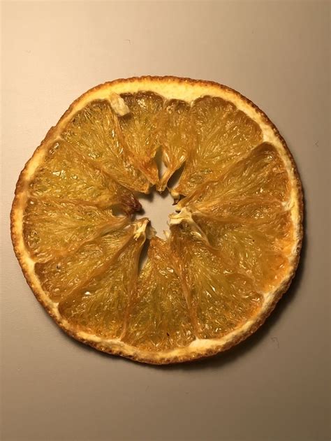 The Enigmatic Symbolism of Dreaming about Decayed Citrus Fruits