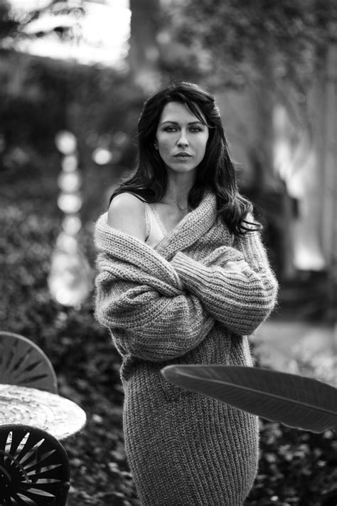The Impact of Margo Stilley's Artistic Pursuits Beyond Acting