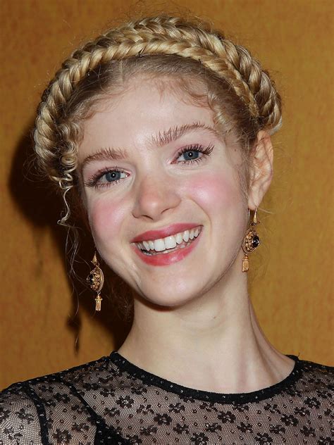 The Journey to Stardom: Elena Kampouris' Rise in the Entertainment Industry