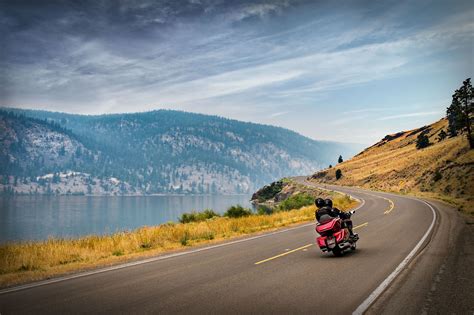 The Joys of Exploring the Open Road: Embracing the Excitement of Highway Travel