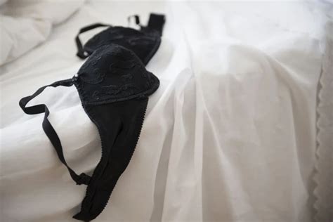 The Symbolic Significance of Ebony Undergarments in One's Dreams