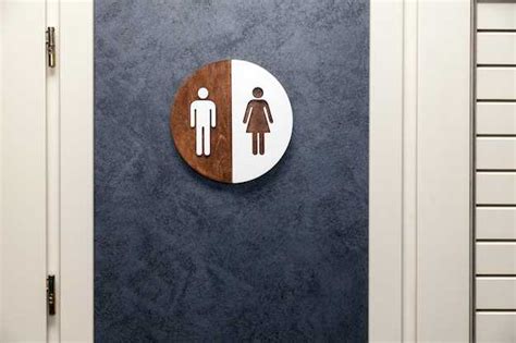 The Symbolic Significance of Public Restrooms in Dreams