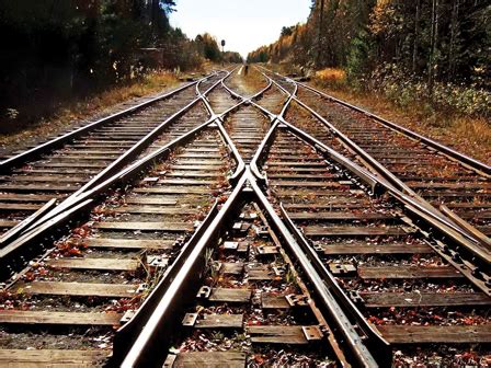 The Symbolic Significance of Railway Tracks in Reveries