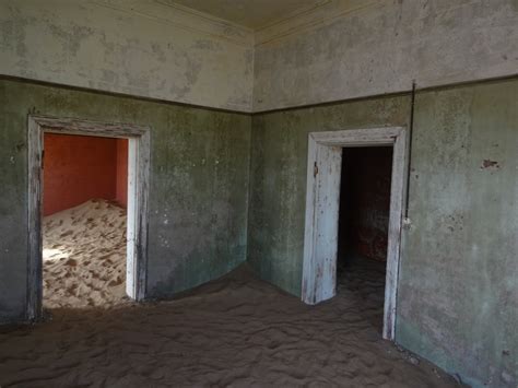 Tracing the Origins of a Desolate Historic Residence