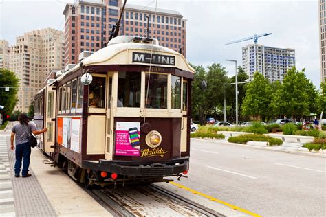 Trolley Travel: An Enjoyable Fusion of Comfort and Sightseeing