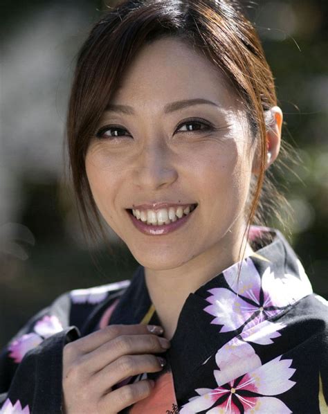Understanding the Financial Success of Yuuko Shiraki