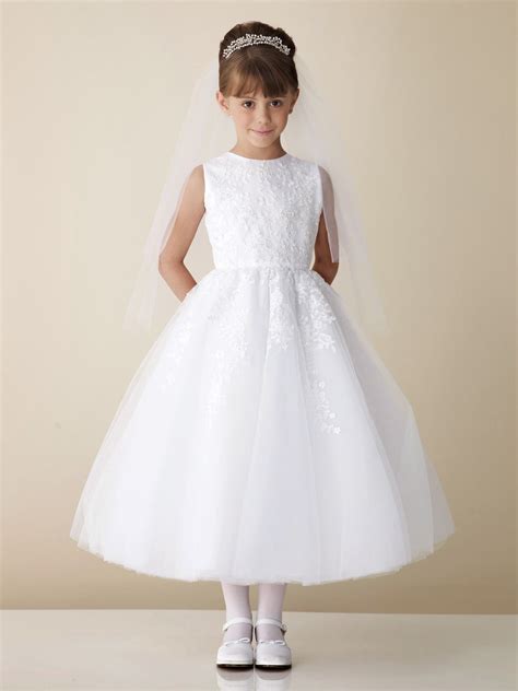 Understanding the Significance of a Communion Dress