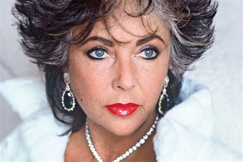Unveiling Elizabeth Taylor's Height and Figure