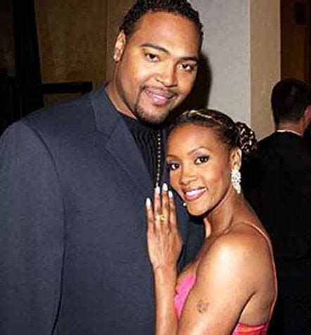 Unveiling the Personal Life of Vivica Star: Relationships and Family