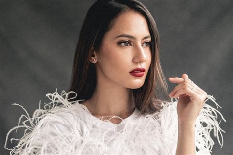 Who is the Enigmatic Pevita Pearce?
